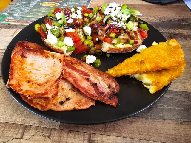 Cool Beanz Cafe and Dessert Bar