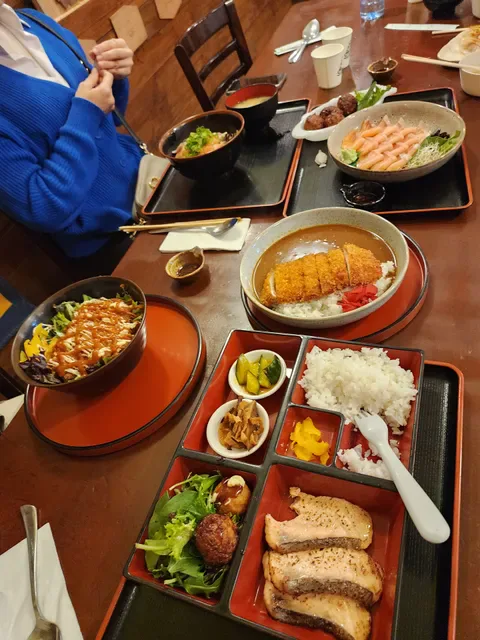 Japanese Kitchen Mazri