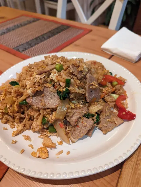 Mae Ploy Thai Restaurant