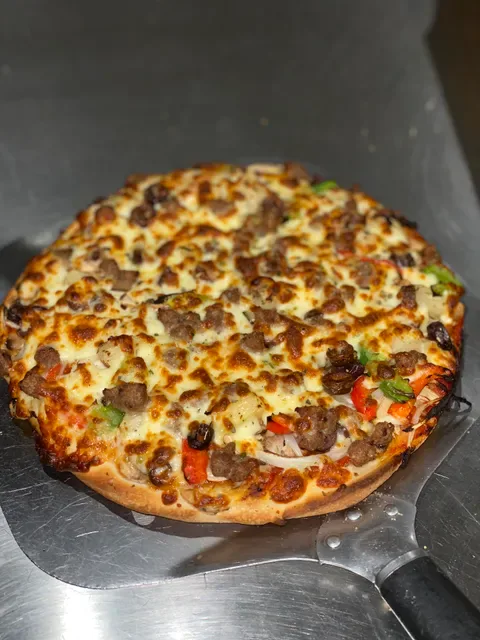 Mamas pizza and ribs