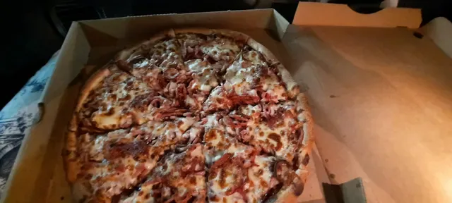 Mamas pizza and ribs