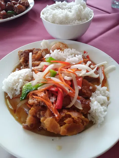 Pine Woods Asian Restaurant