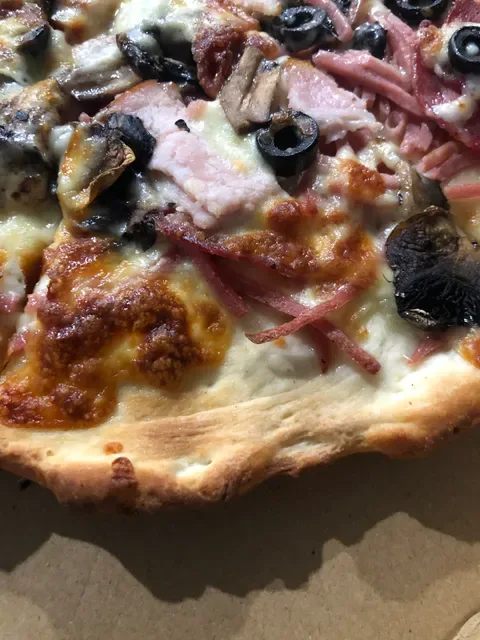 Super Pizza