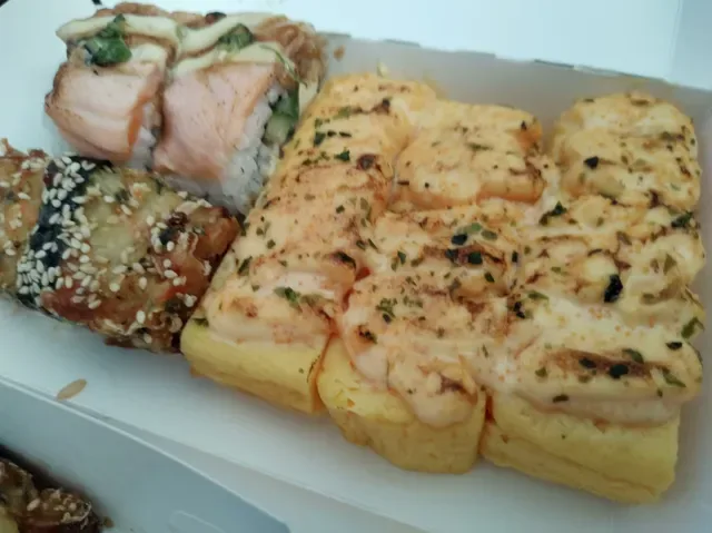 Sushi Hub Grand Plaza