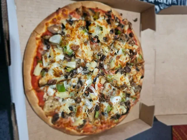 Vinny’s Pizza Pasta Ribs Beenleigh