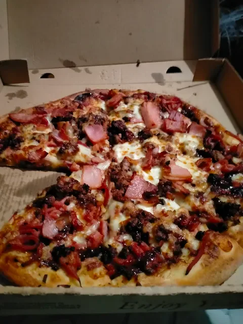 Vinny’s Pizza Pasta Ribs Beenleigh