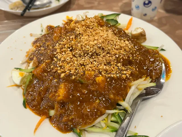 Ya Hoo Restaurant (Chinese and Malaysia cuisine)