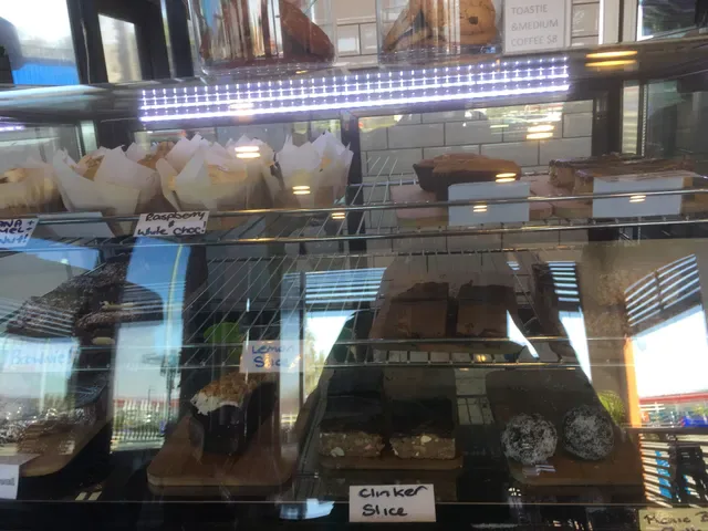 Yarrabilba Coffee Hub & restaurant