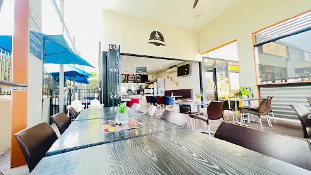 Yarrabilba Coffee Hub & restaurant
