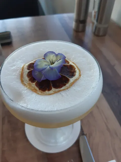 Acqua Restaurant & Bar