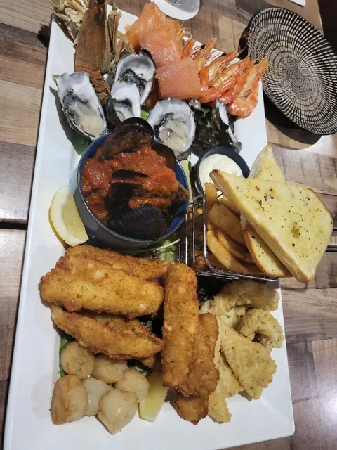 Acqua Restaurant & Bar