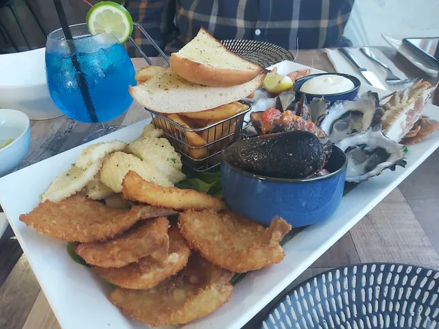Acqua Restaurant & Bar