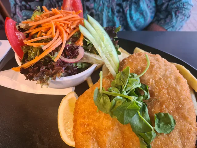 Amici Restaurant & Pizzeria
