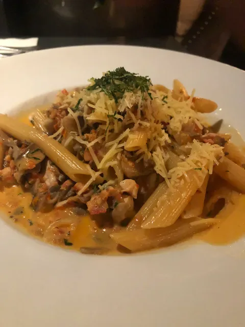 Amici Restaurant & Pizzeria