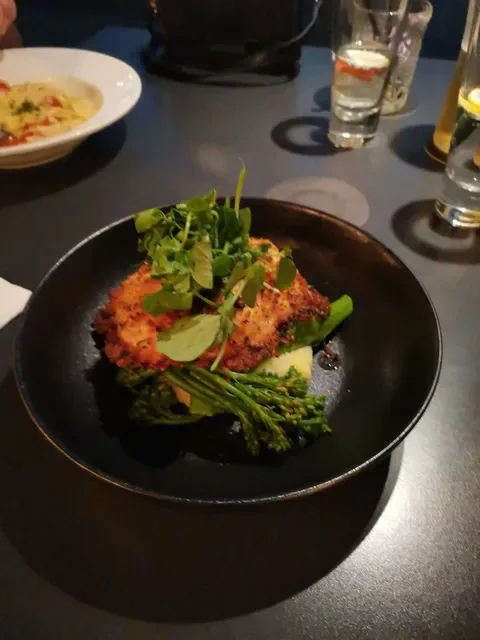 Amici Restaurant & Pizzeria
