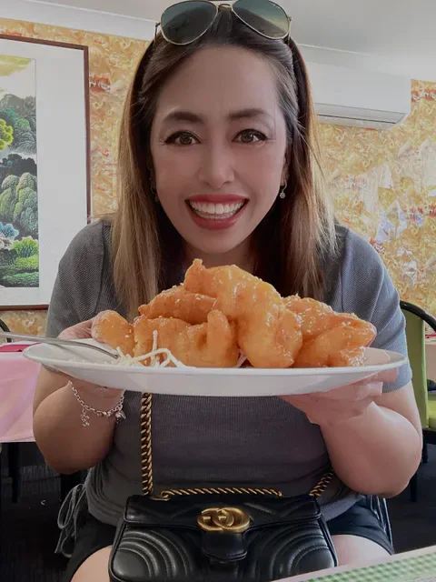 Chinese Holiday Restaurant