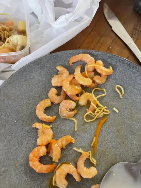 Chinese Holiday Restaurant