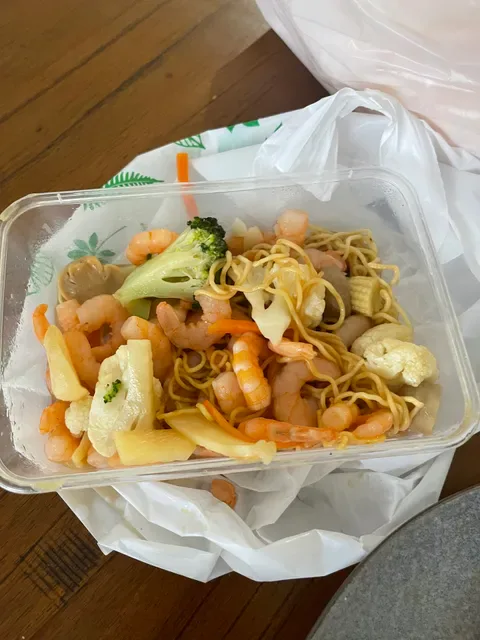 Chinese Holiday Restaurant