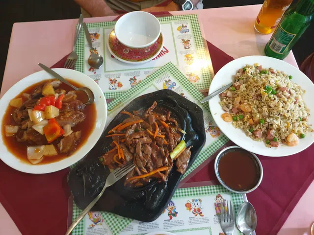 Chinese Holiday Restaurant