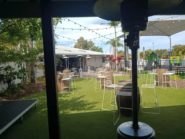 Currimundi Hotel
