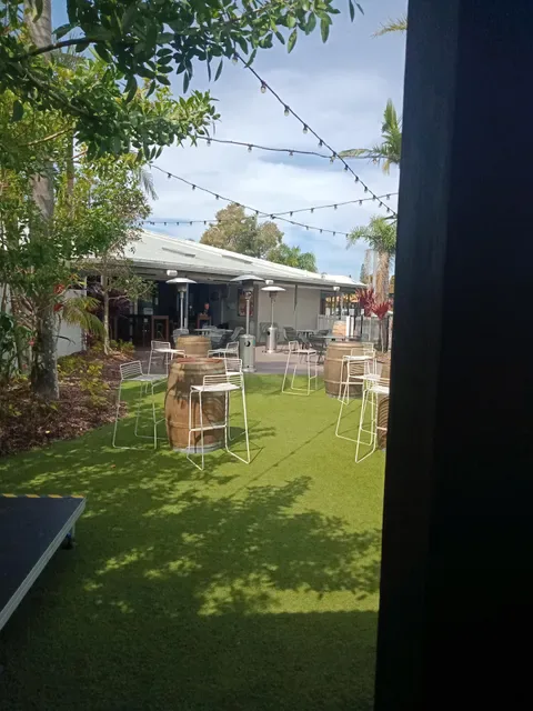 Currimundi Hotel