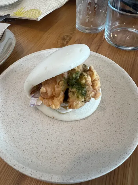 Dee Den Restaurant