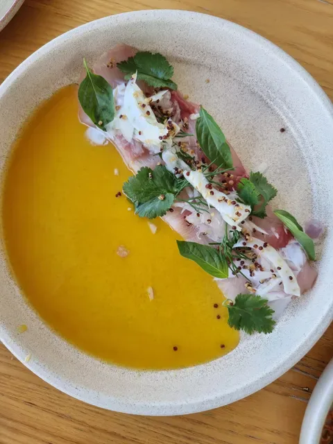 Dee Den Restaurant
