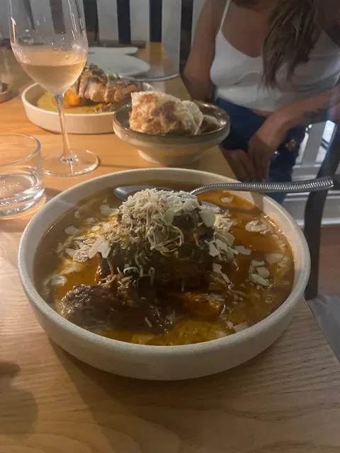 Dee Den Restaurant