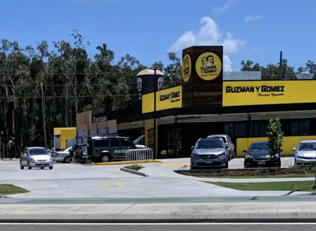 Guzman y Gomez - Birtinya
