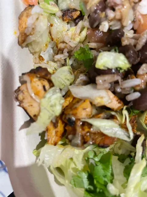 Guzman y Gomez - Birtinya