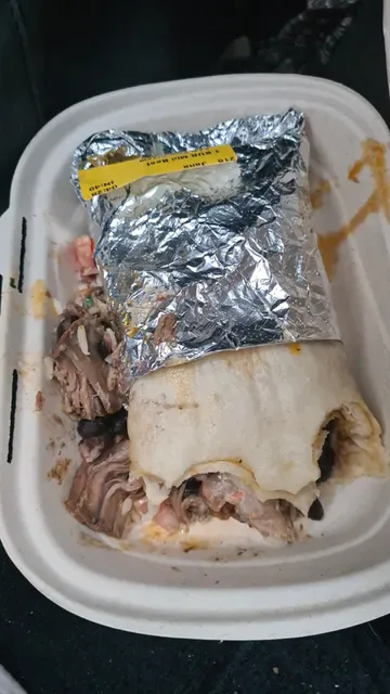 Guzman y Gomez - Birtinya