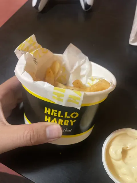 Hello Harry The Burger Joint (Birtinya)
