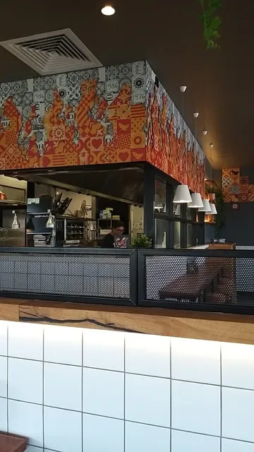 Oporto Birtinya Drive Thru