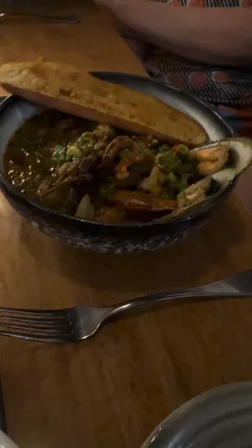 Orléans Restaurant and Bar