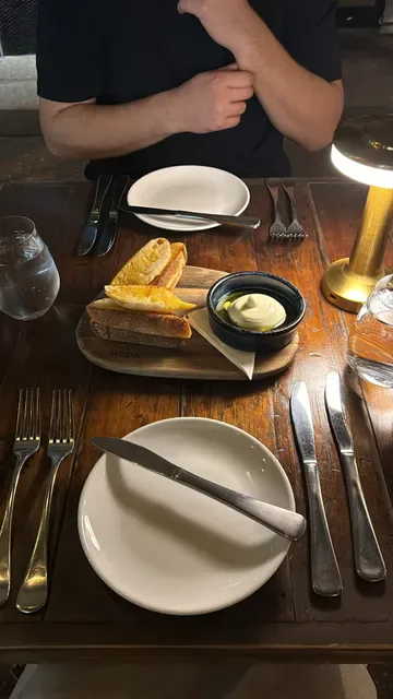 Orléans Restaurant and Bar