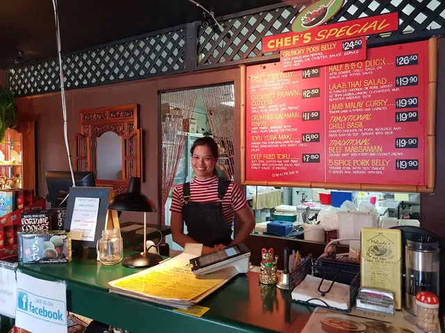 Salisa’s Thai and Asian Foods