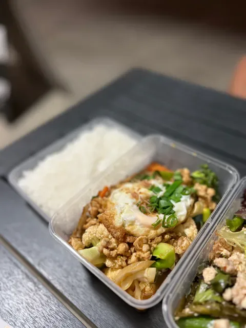Salisa’s Thai and Asian Foods
