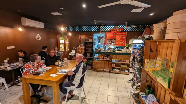 Salisa’s Thai and Asian Foods