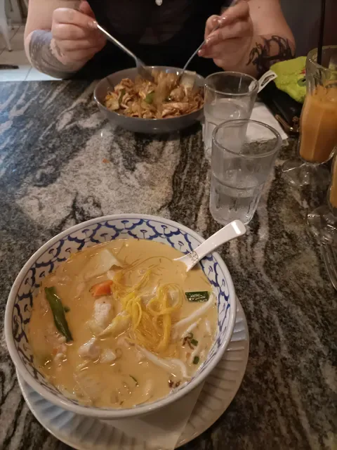 Salisa’s Thai and Asian Foods