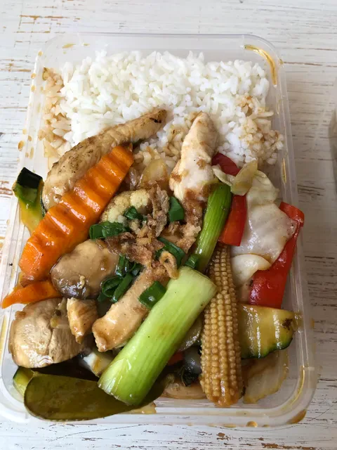 Salisa’s Thai and Asian Foods