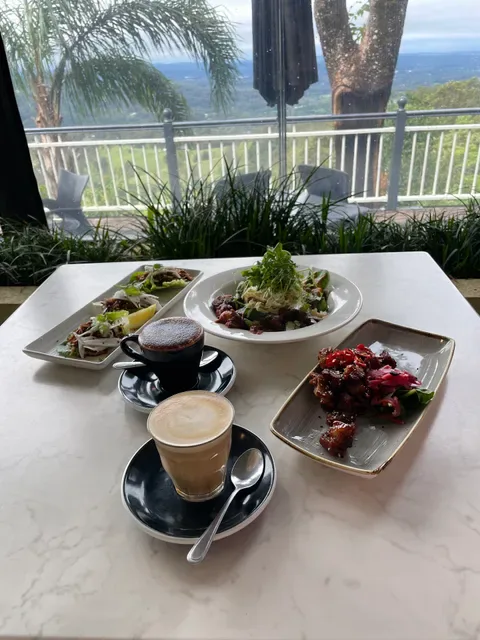 The Edge Cafe, Bar & Restaurant