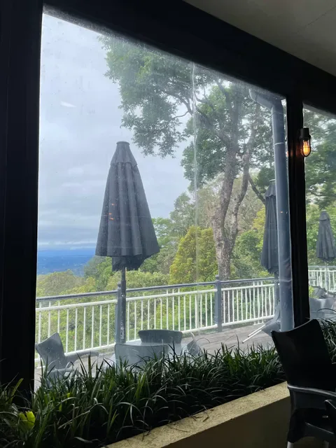 The Edge Cafe, Bar & Restaurant