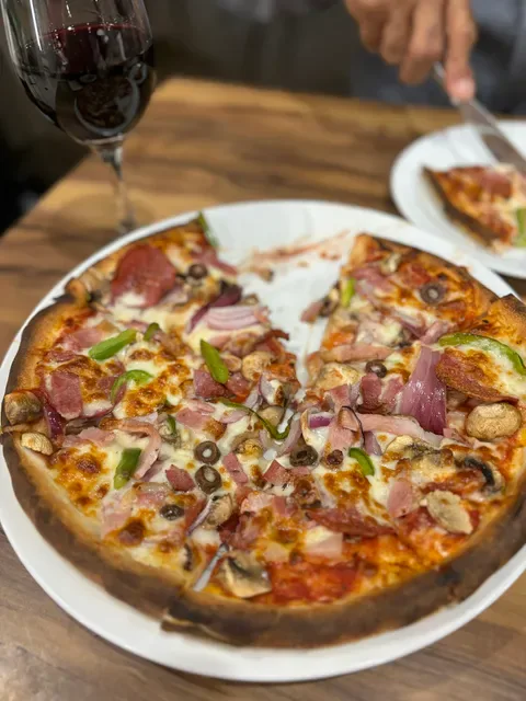 Tredici Woodfired Pizza Bar & Restaurant Caloundra