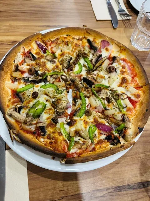 Tredici Woodfired Pizza Bar & Restaurant Caloundra