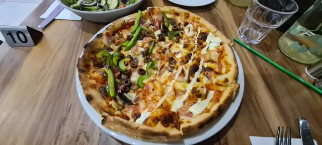 Tredici Woodfired Pizza Bar & Restaurant Caloundra
