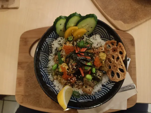 Zee 慈 Nosh Co.