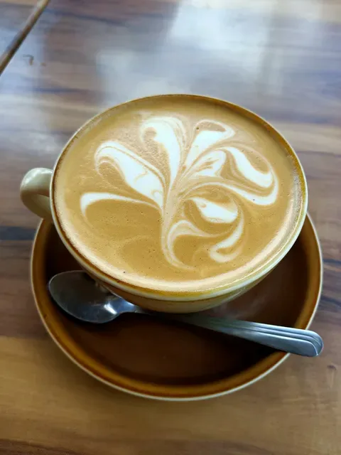 Tree House Cafe & Bar