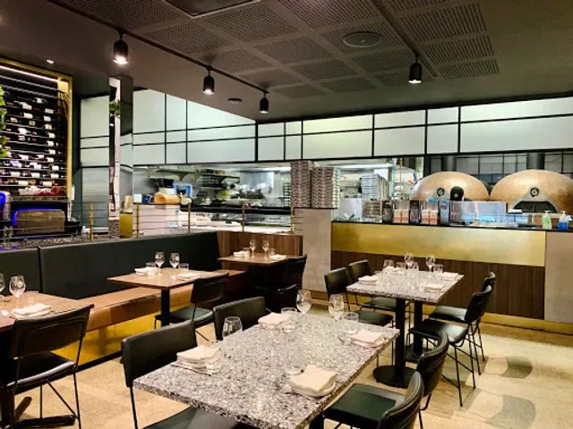 400 Gradi - Adelaide