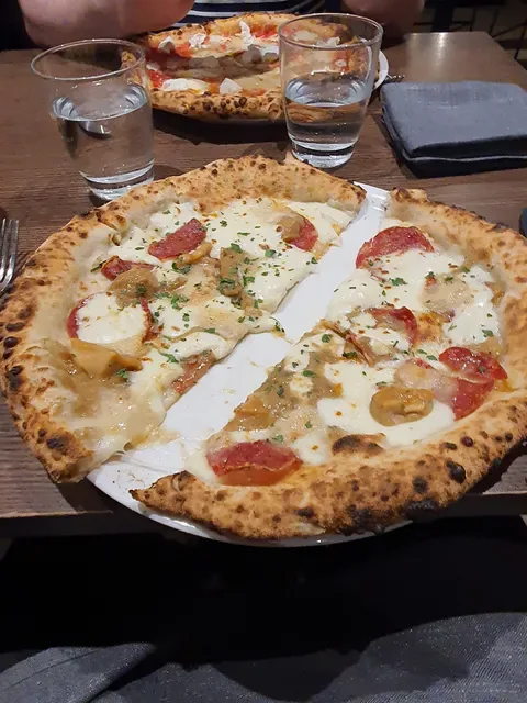 400 Gradi - Adelaide