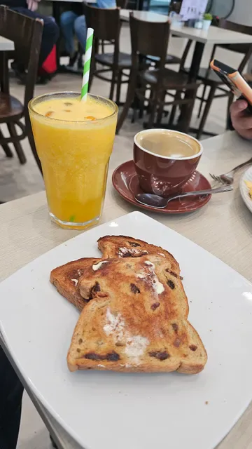 42nd Street Cafe